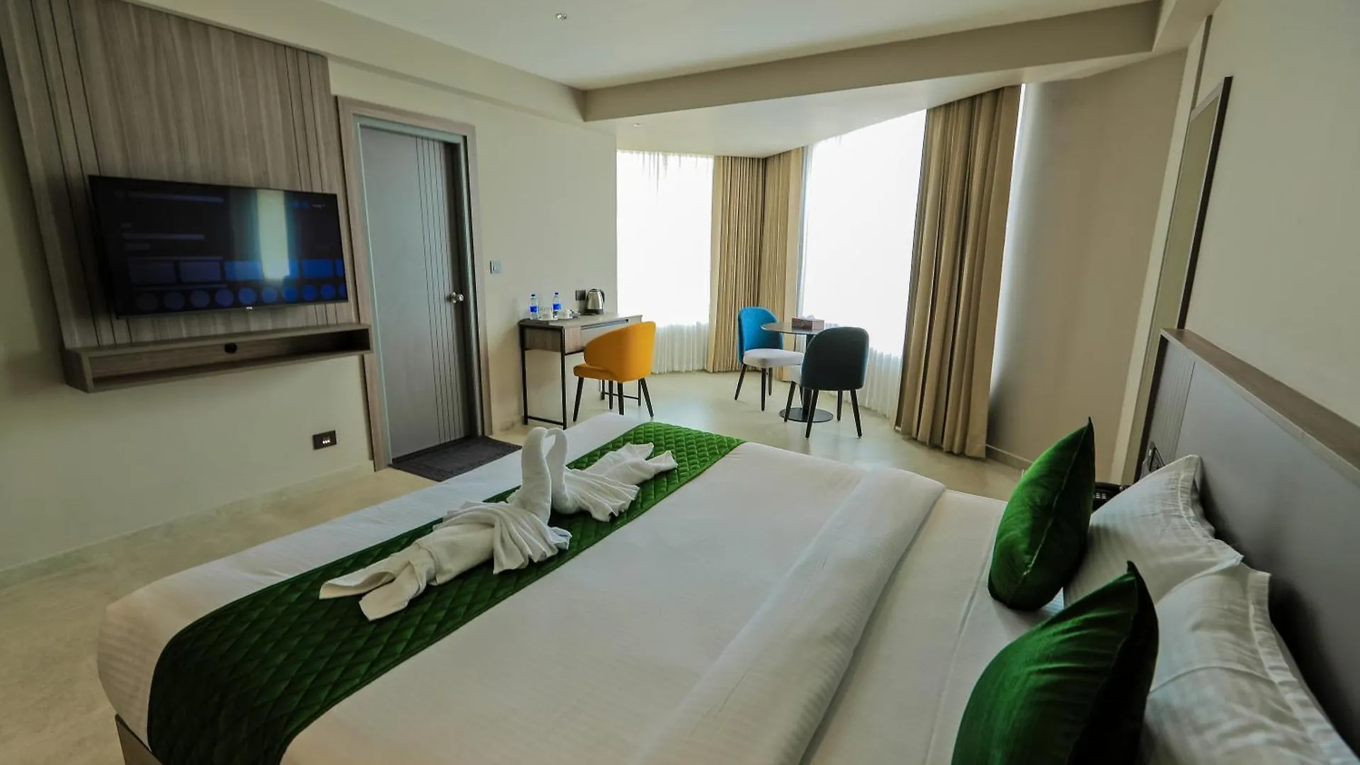 Mount Land Hotel Sultan Bathery