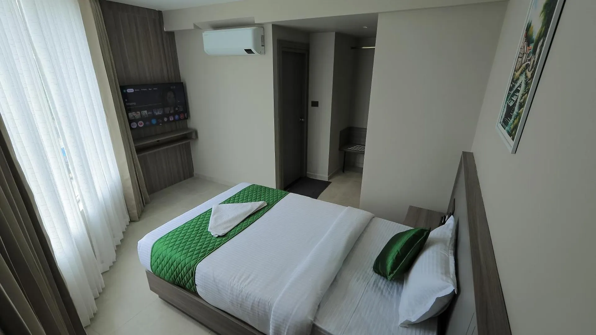 Mount Land Hotel Sultan Bathery 3*,